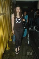 Karisma Kapoor at Bodyguard special screening in Ketnav, Mumbai on 28th Aug 2011 (3).JPG